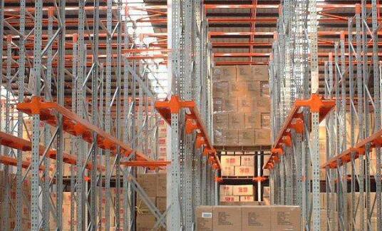 貫通式貨架都具有怎樣的特點讓大家如此喜歡